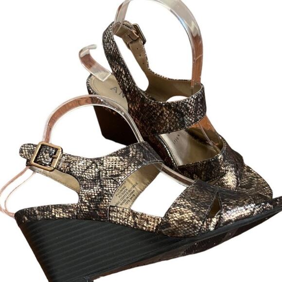 Anne Klein Brown Bronzy Snakeskin Print Askarry I Flex Wedge Sandals Size 7 Moto - Picture 15 of 16